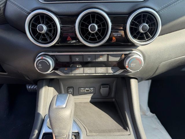 Used 2024 Nissan Sentra SV FWD image 19