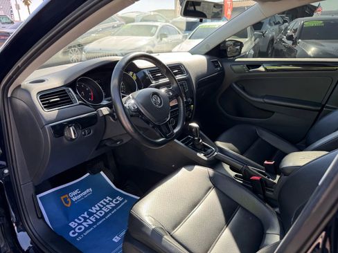 Used 2017 Volkswagen Jetta SEL image 11