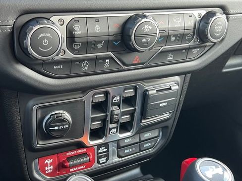 New 2026 Jeep Wrangler Unlimited Rubicon image 25