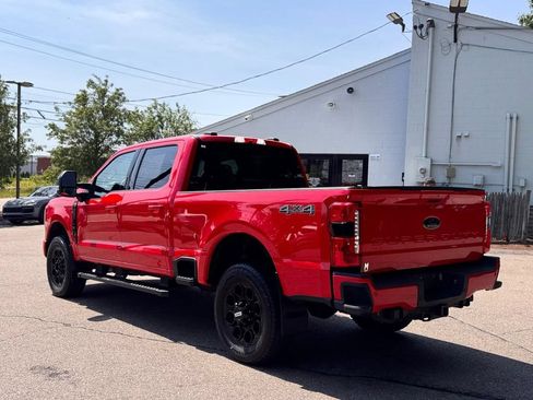 Used 2024 Ford F250 Lariat w/ Black Appearance Package AWD/4WD image 4