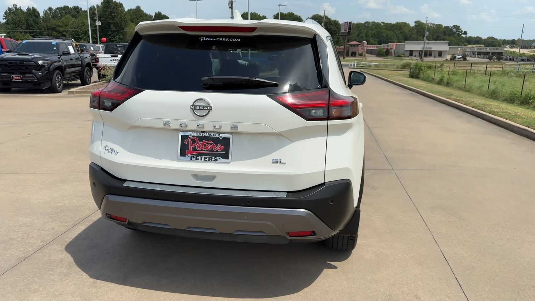 Used 2023 Nissan Rogue SL w/ SL Premium Package FWD image 8