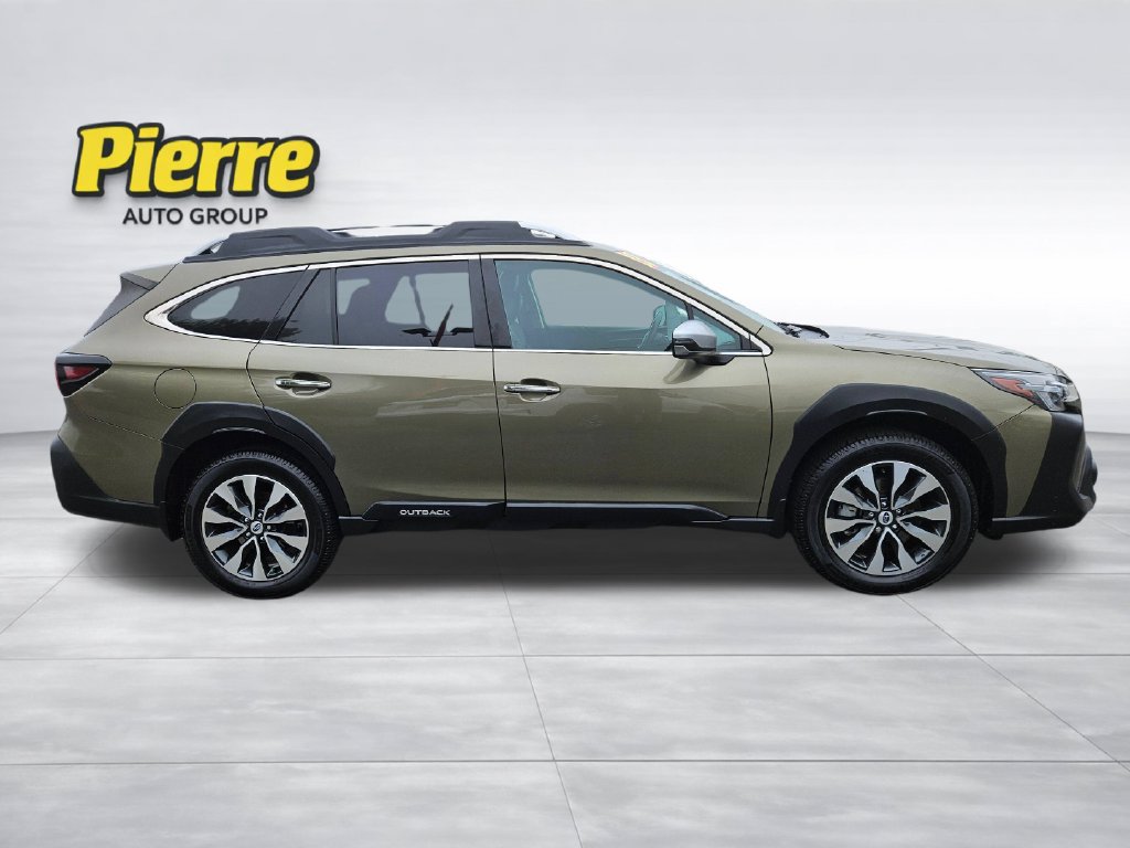 Used 2023 Subaru Outback Touring XT AWD/4WD image 6