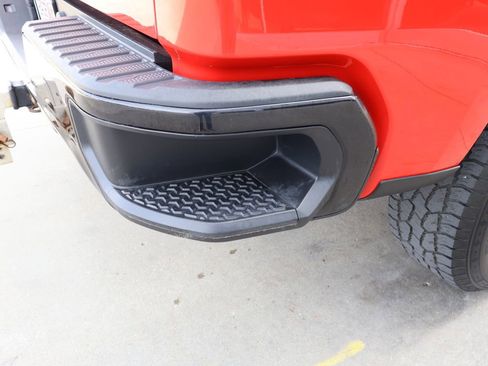 Used 2020 Chevrolet Silverado 1500 LT Trail Boss image 35