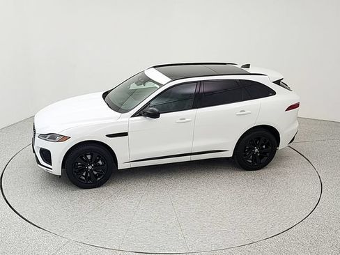 Certified 2026 Jaguar F-PACE R-Dynamic S AWD/4WD image 36