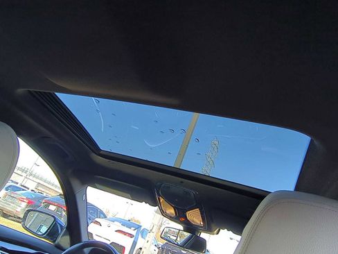 Used 2017 BMW 530i xDrive image 22