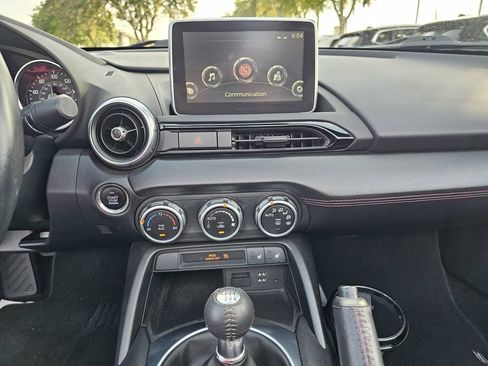 Used 2016 MAZDA MX-5 Miata Grand Touring RWD image 12