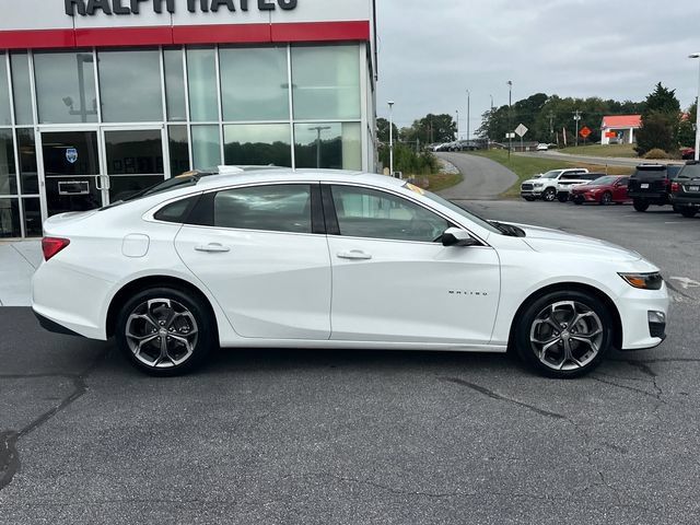 Used 2024 Chevrolet Malibu LT FWD image 2