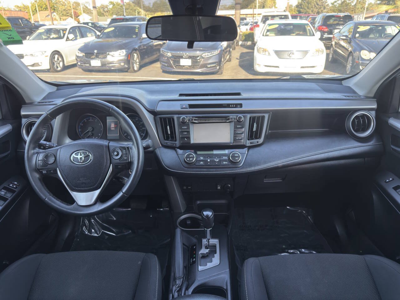Used 2018 Toyota RAV4 XLE w/ All Weather Liner Package FWD image 15