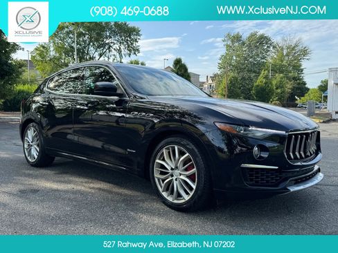 Used 2019 Maserati Levante GranLusso AWD/4WD image 5