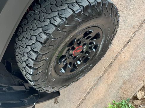 Used 2019 Toyota Tacoma TRD Pro AWD/4WD image 28