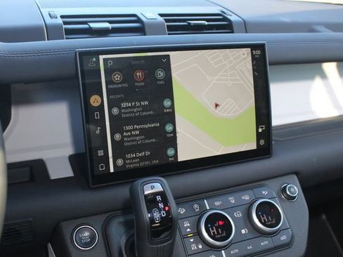 Used 2025 Land Rover Defender 110 S image 16