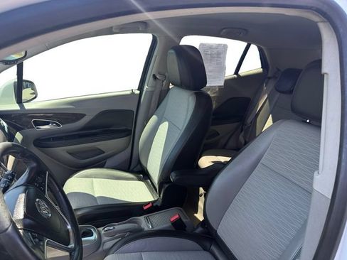 Used 2016 Buick Encore FWD image 9