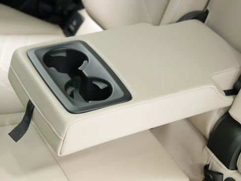 Used 2025 BMW X2 M35i image 34