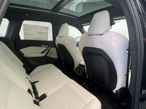 New 2026 BMW X1 xDrive28i w/ Technology Package AWD/4WD image 8