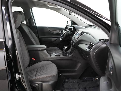 Used 2022 Chevrolet Equinox LT AWD/4WD image 11