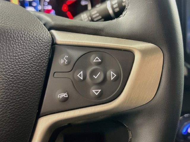 Used 2023 GMC Terrain Denali w/ Denali Premium Package AWD/4WD image 18