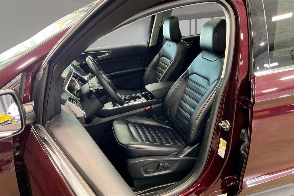 Used 2020 Ford Edge SEL w/ Convenience Package AWD/4WD image 22