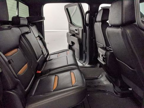 Used 2024 GMC Sierra 1500 AT4 w/ Technology Package image 20