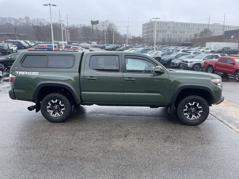 Certified 2021 Toyota Tacoma TRD Off-Road w/ Technology Package image 7