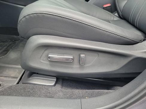 New 2026 Honda HR-V EX-L image 15