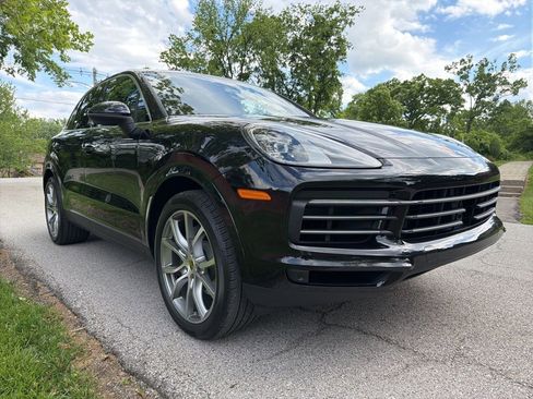 Used 2020 Porsche Cayenne AWD/4WD image 2