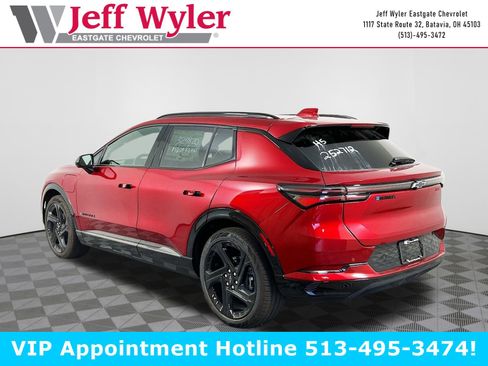 New 2025 Chevrolet Equinox EV RS w/ LPO, All-Weather Mat Package image 30