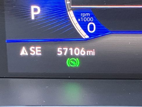 Used 2024 Volkswagen Taos SE image 23