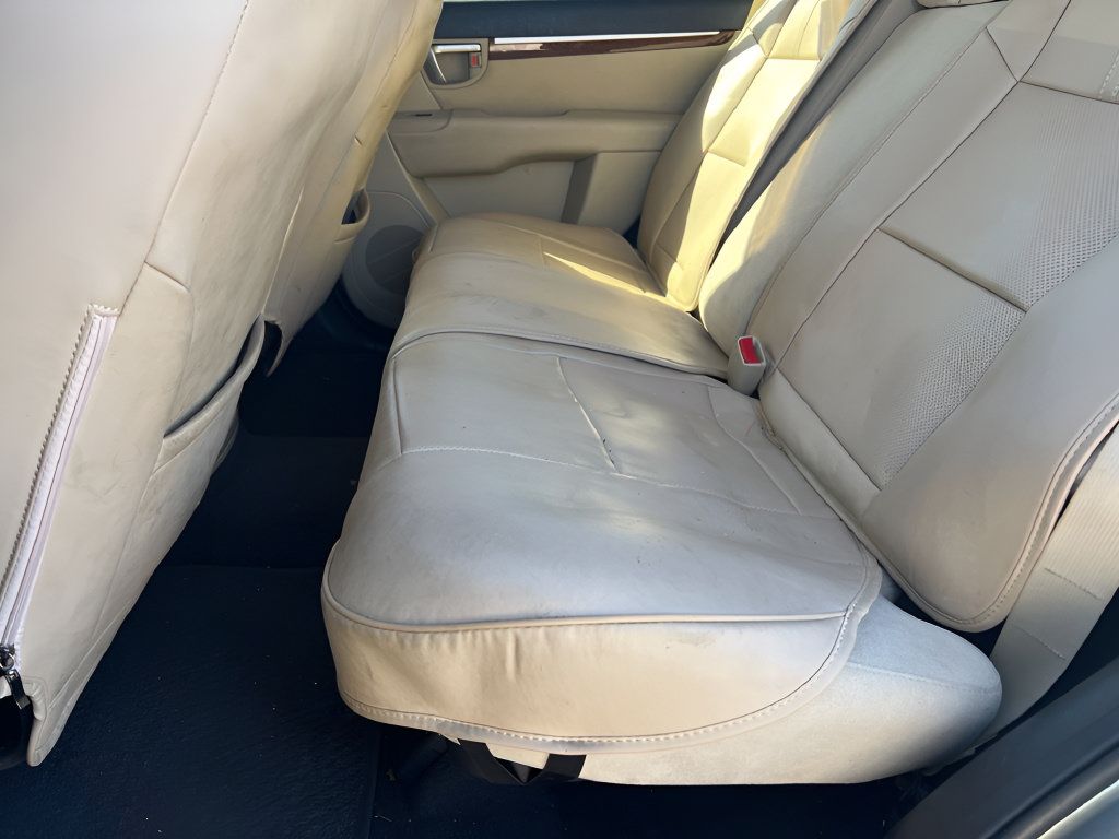 Used 2008 Hyundai Santa Fe AWD image 11