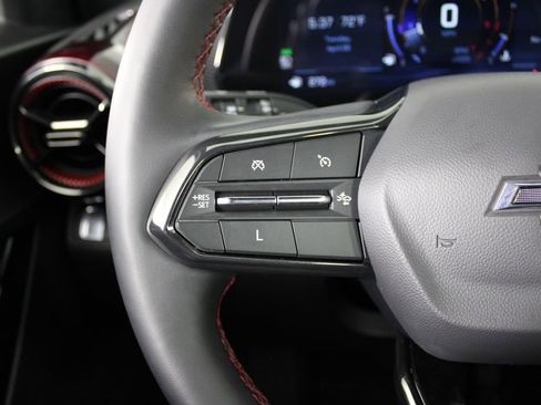 Used 2025 Chevrolet Equinox RS w/ Safety and Technology Package FWD image 24