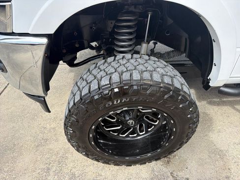 Used 2021 RAM 2500 Laramie AWD/4WD image 16