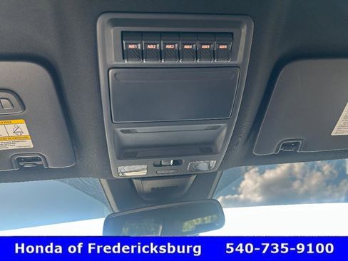 Used 2025 Ford Ranger Raptor AWD/4WD image 24