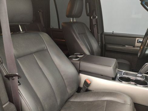 Used 2014 Ford Expedition Limited w/ Equipment Group 301A RWD image 21