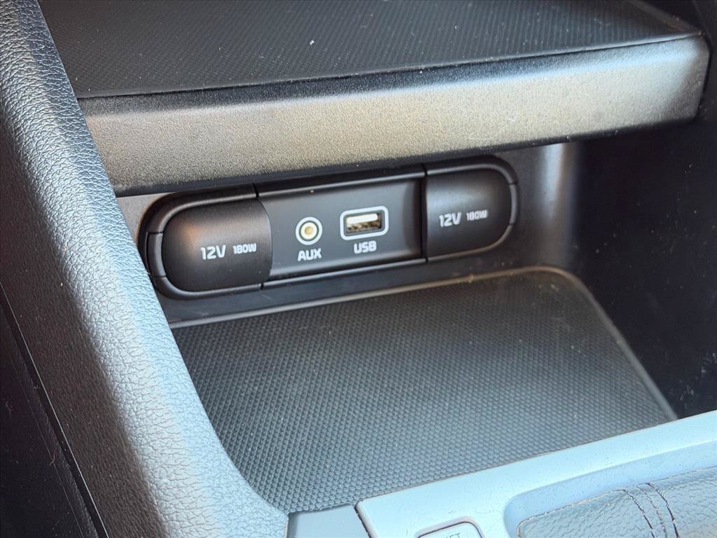 Used 2021 Kia Forte LXS FWD image 22