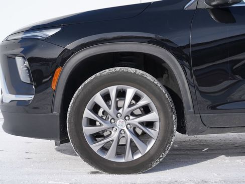 Used 2025 Buick Enclave Preferred image 11