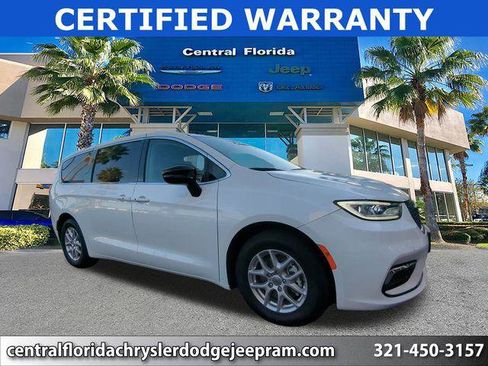 Certified 2024 Chrysler Pacifica Touring-L image 1