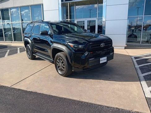 Used 2025 Toyota 4Runner SR5 image 8