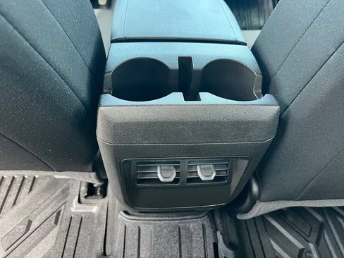 Used 2026 Chevrolet Colorado Trail Boss AWD/4WD image 22