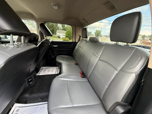 Used 2019 RAM 2500 Tradesman RWD image 24