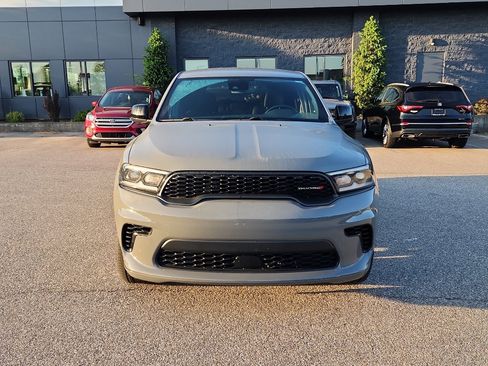 Used 2023 Dodge Durango GT image 2