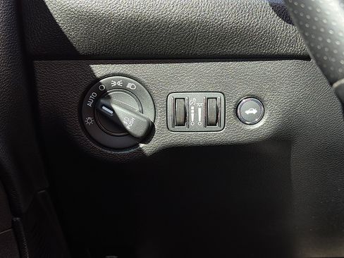 Used 2021 Dodge Challenger GT w/ Performance Handling Group RWD image 20