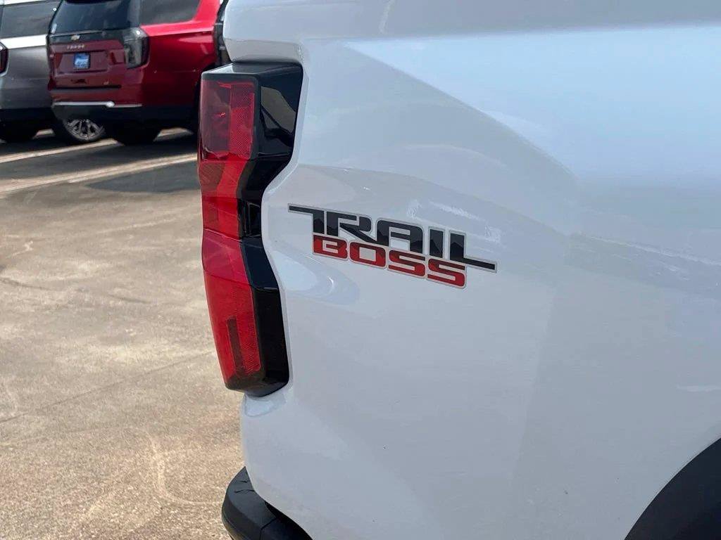 New 2026 Chevrolet Colorado Trail Boss AWD/4WD image 10