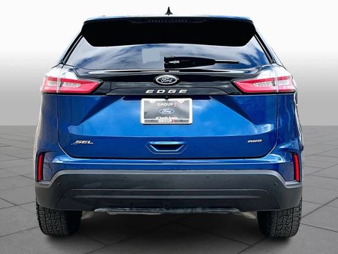 Used 2022 Ford Edge SEL w/ Sport Appearance Package image 4