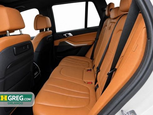Used 2019 BMW X5 xDrive40i w/ Executive Package AWD/4WD image 17