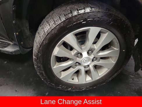 Used 2016 Toyota Sequoia Limited w/ Safety & Convenience Package AWD/4WD image 10