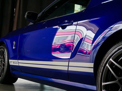 Used 2014 Ford Mustang Shelby GT500 w/ Equipment Group 821A RWD image 38