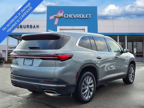 Used 2025 Buick Enclave Preferred image 4