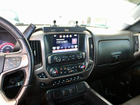 Used 2016 GMC Sierra 2500 Denali w/ Duramax Plus Package AWD/4WD image 25