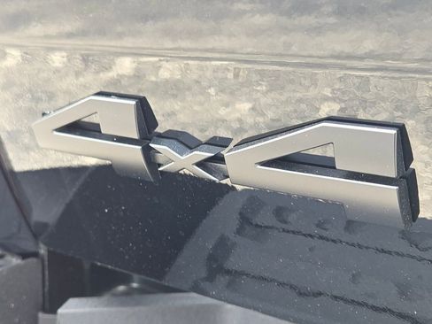 New 2026 Toyota Tundra Platinum AWD/4WD image 36