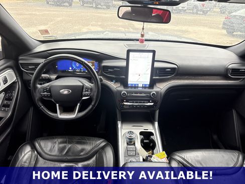 Used 2020 Ford Explorer Platinum w/ Premium Technology Package AWD/4WD image 19