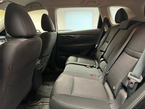 Used 2020 Nissan Rogue S AWD/4WD image 27